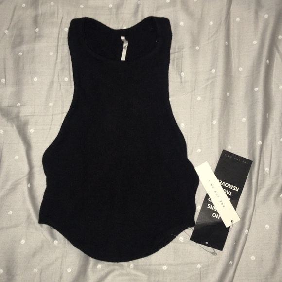 🛑SOLD🛑 AREYOUAMI Rael Tank In Black - Picture 3 of 3